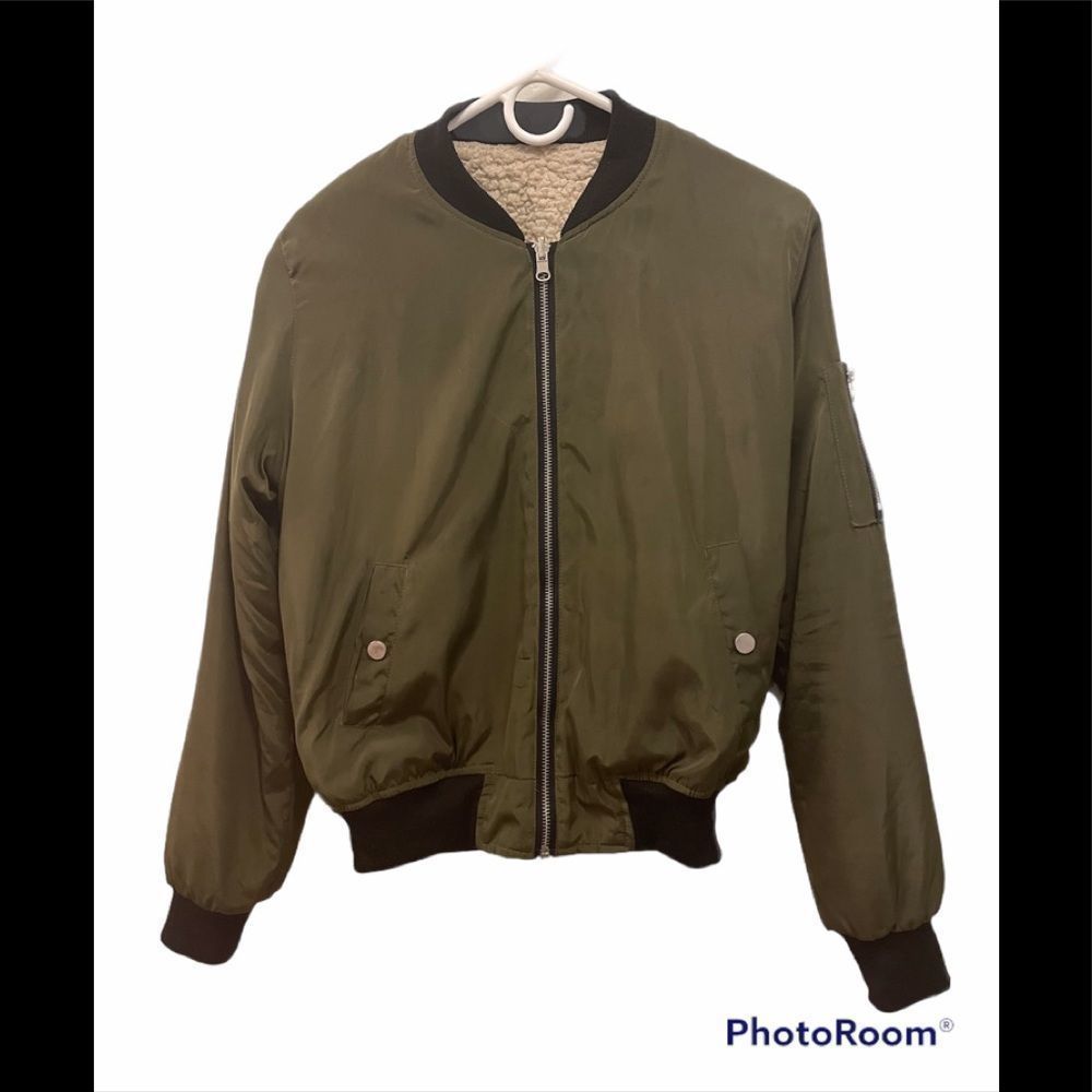 FASHION Nova Women’s Bomber Jacket Size M